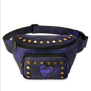 Disney Descendants Descendants 3 Belt Bag. Used